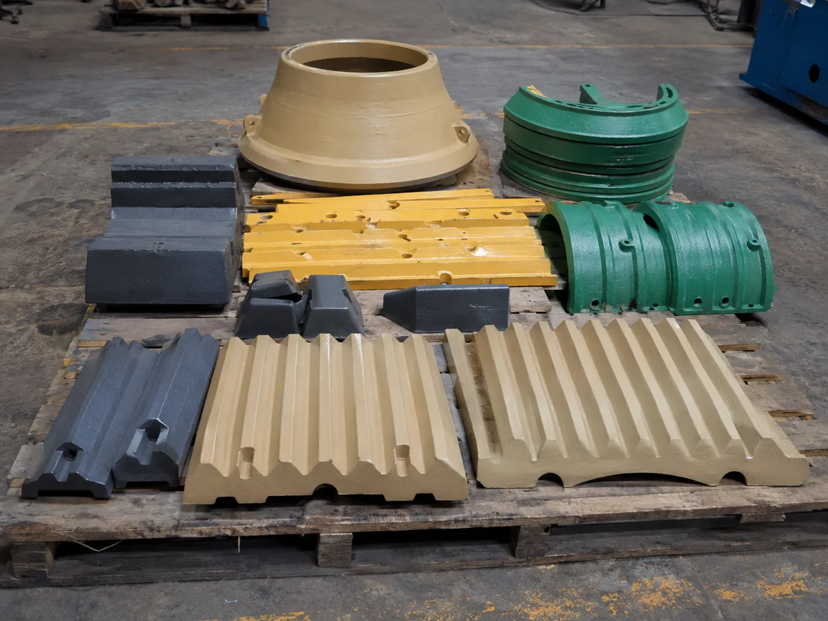 Drawing-defined crusher wear components arranged by product type